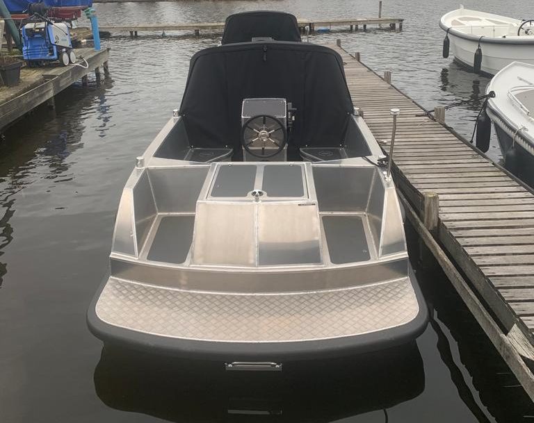 Vanvossen 595 tender compleet te koop