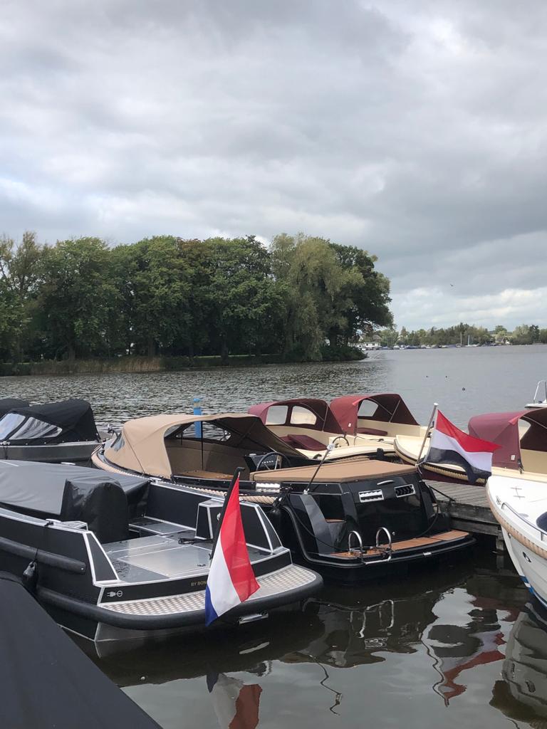 Corsiva 650 tender (5)