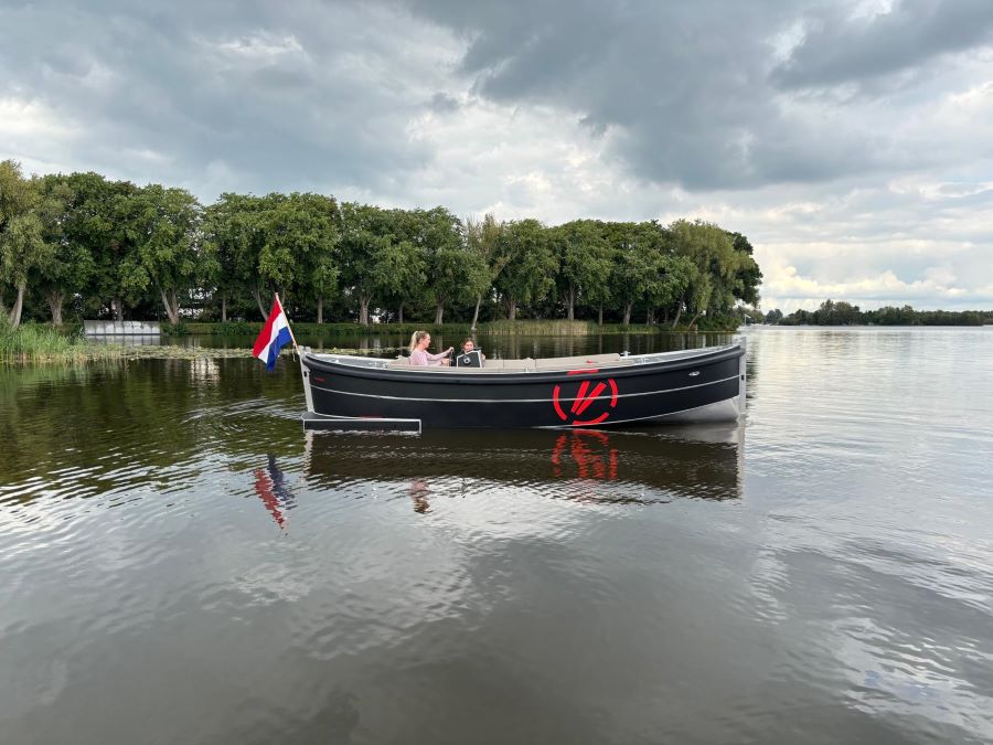 van Vossen 700 sloep