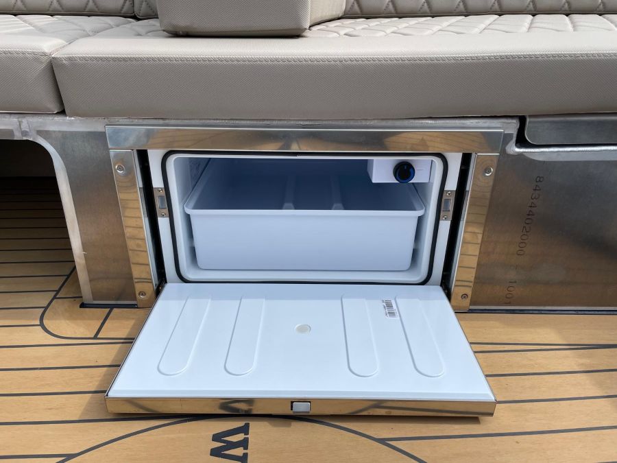 vanvossen 700 cabin sloep 4