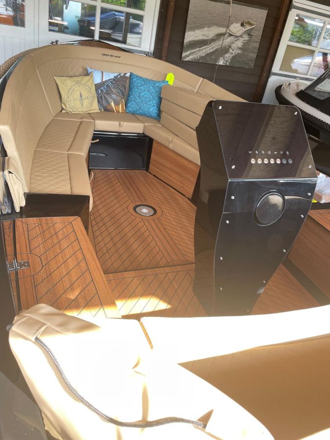 Corsiva Tender 650 zwart nieuw varen suzuki