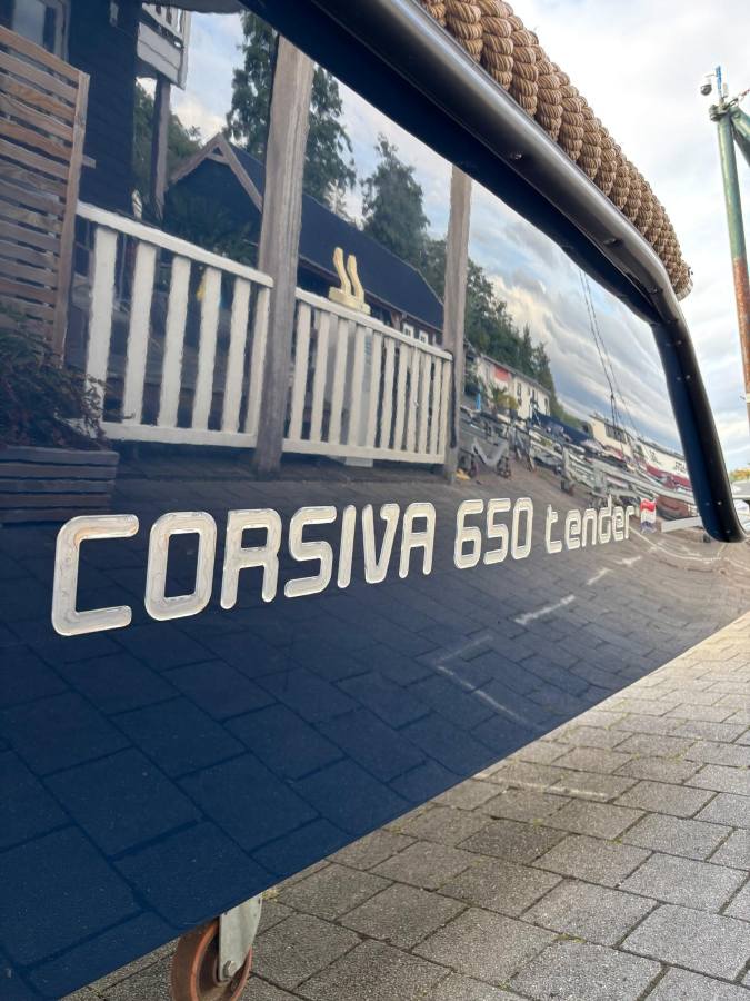 Corsiva 650 tender blauw
