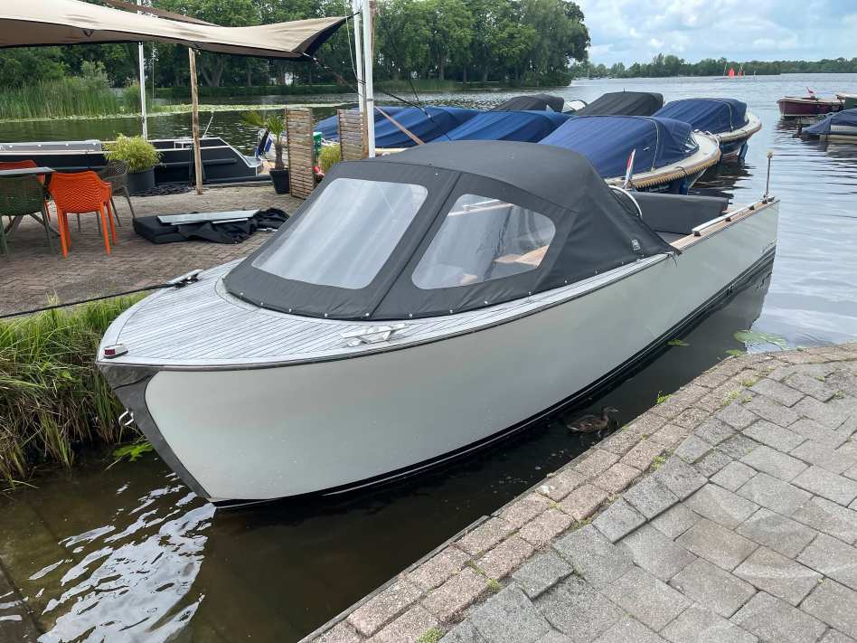 Rapida 750 wit yanmar 29pk i sloep