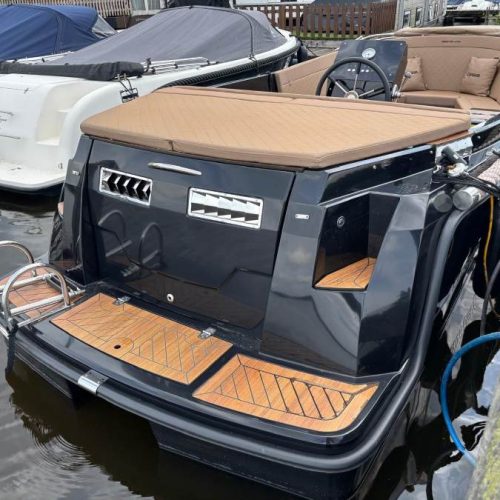 Corsiva 650 tender occasion 7