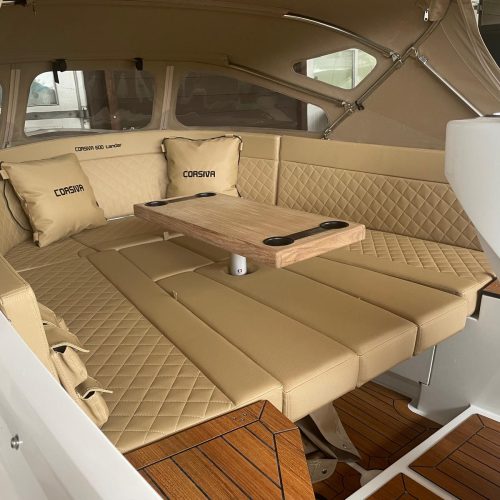 Tender 6 meter boot varen corsiva 6oo tender kap beige